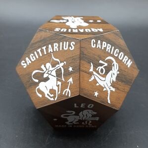 Vintage Plastic Horoscope Astrology Paper Weight 12 Sided Cube Dice Hong Kong